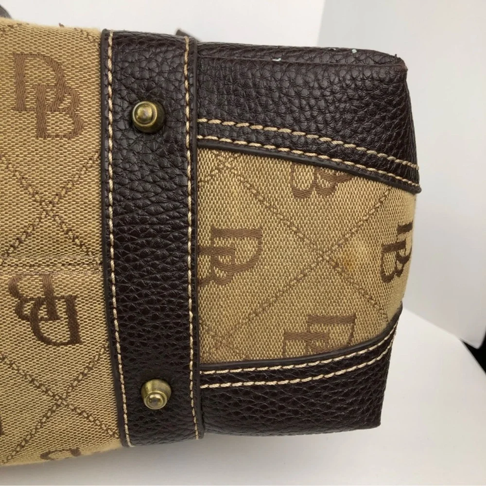 Dooney & Bourke Handbag Purse Classic Signature Monogram Canvas purse - Picture 9 of 12